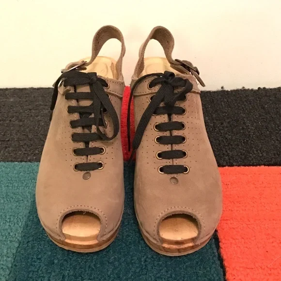 No. 6 Lace Up Slingback Clog Gray/Tan color heels - Picture 2 of 6